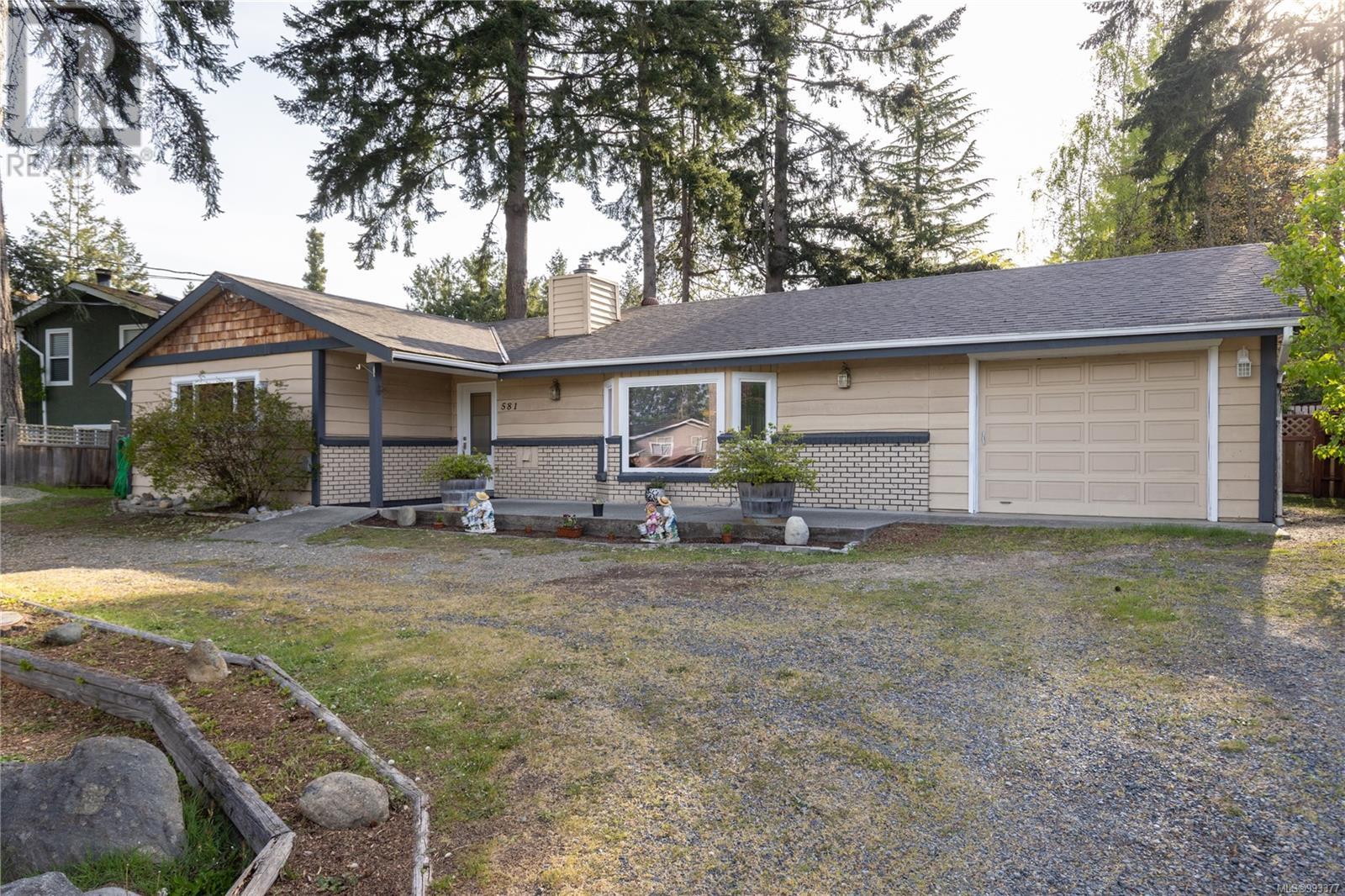 581 Sumac Dr
