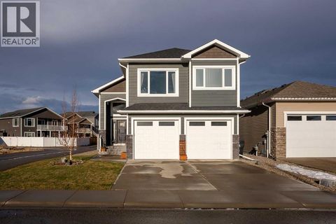 623 Sixmile Crescent S Lethbridge AB T1K5W8