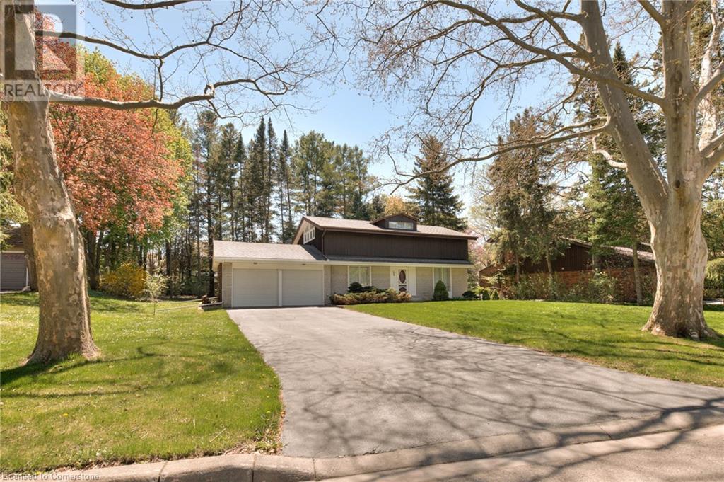 32 NEWMAN Drive