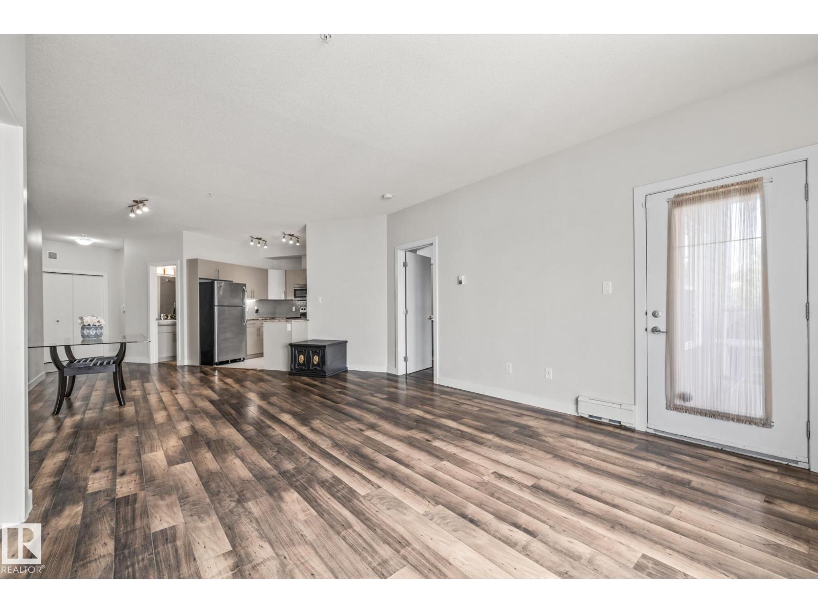#212 10611 117 ST NW