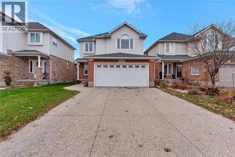 537 WINDJAMMER Way Waterloo ON N2K3Y5