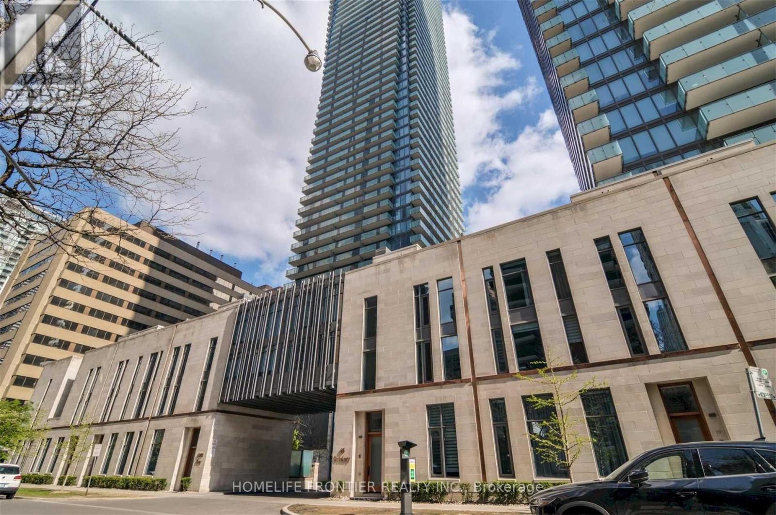 Photo 1 of 19 — 65 St Mary Street 2802, Toronto, ON M5S0A6