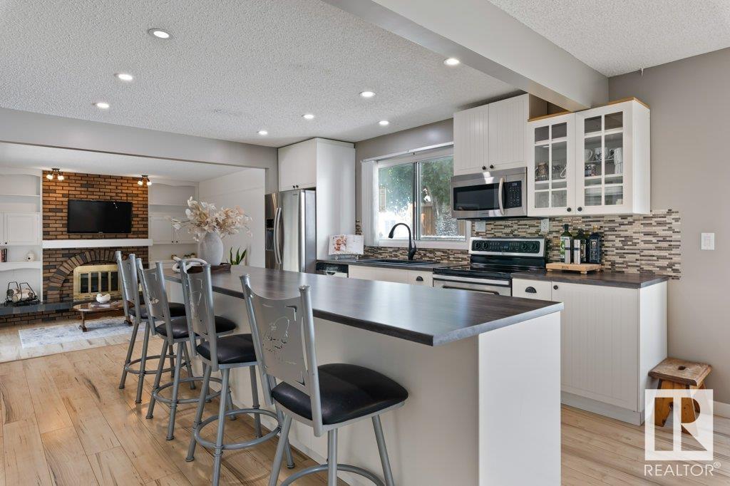 17955 62B AV NW