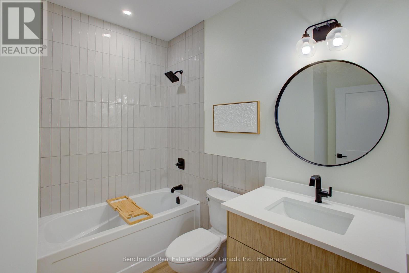 26 - 1182 QUEEN STREET