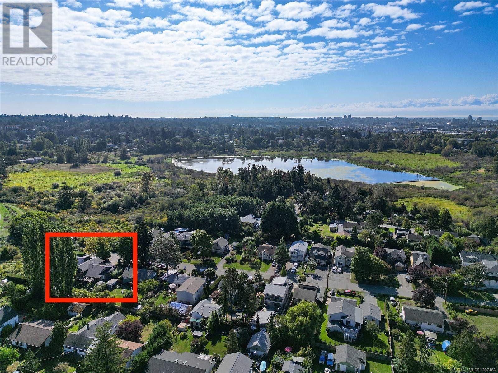 882 Canterbury Rd