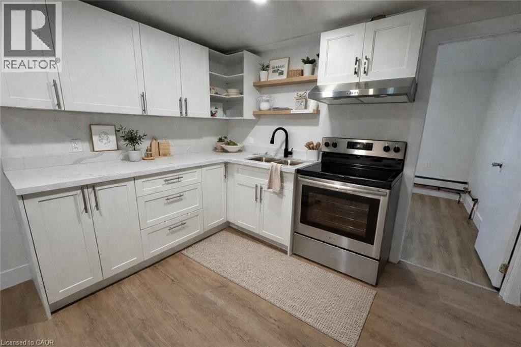 Photo 1 of 11 — 803 KING Street Unit# 8, Port Colborne, ON L3K4J3