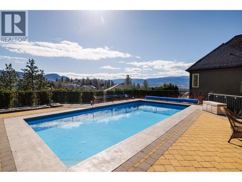 2376 Nahanni Court Kelowna BC V1V1N1