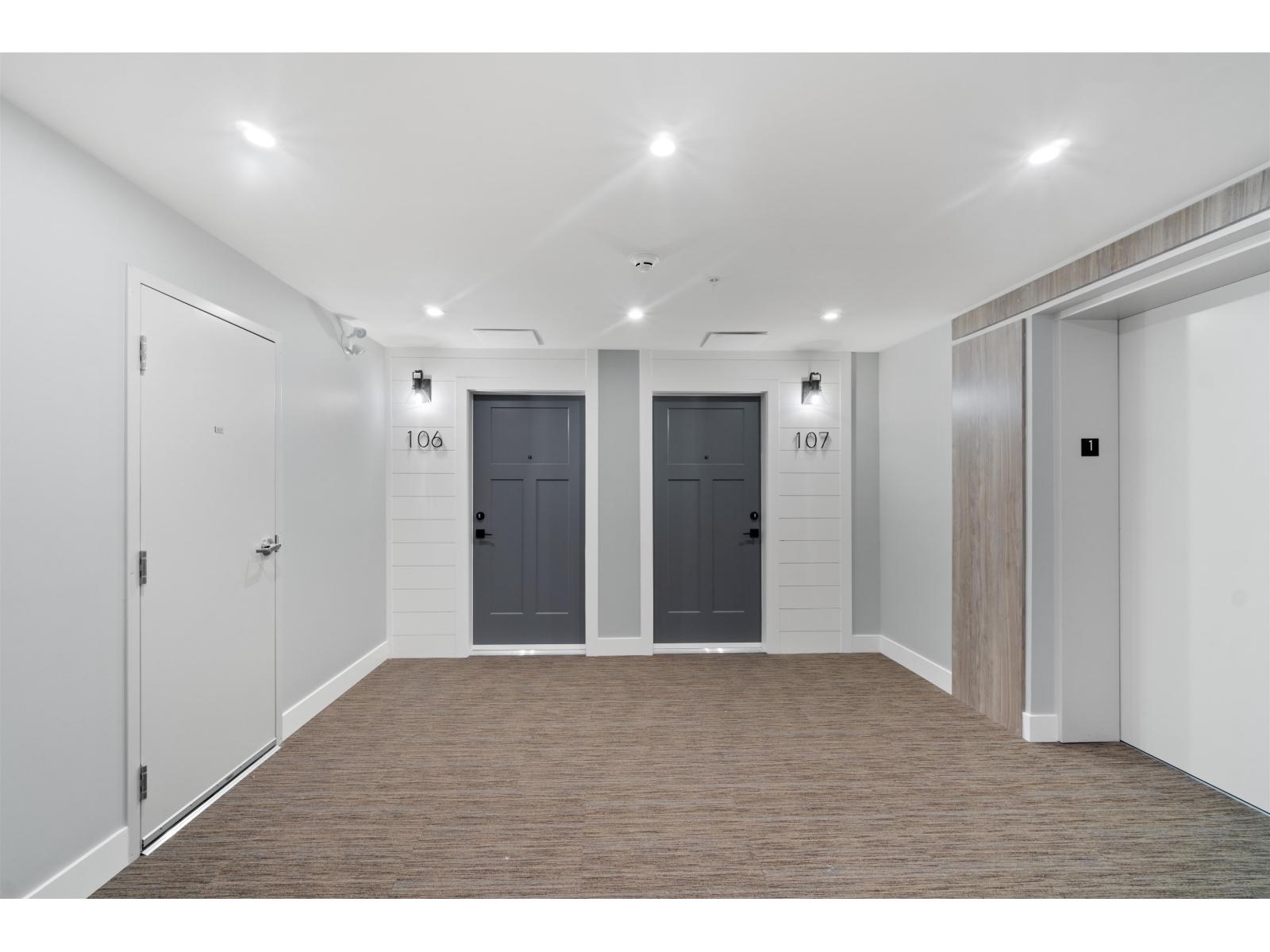 106 470 ESPLANADE AVENUE|Harrison Hot Springs