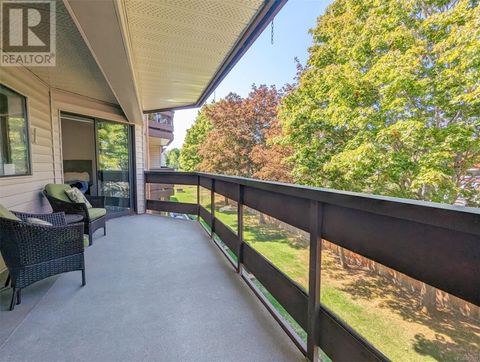 309 1560 Hillside Ave Victoria BC V8T5B8