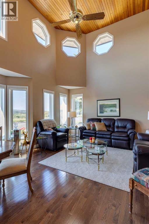 88 Woodacres Drive SW