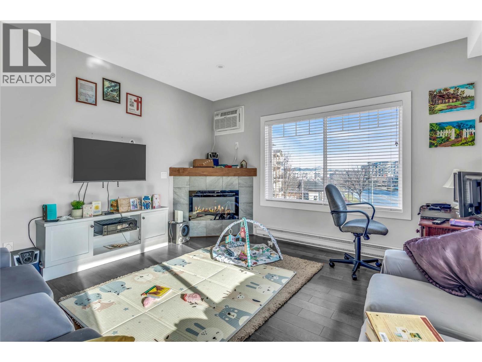 250 Hollywood Road S Unit# 302