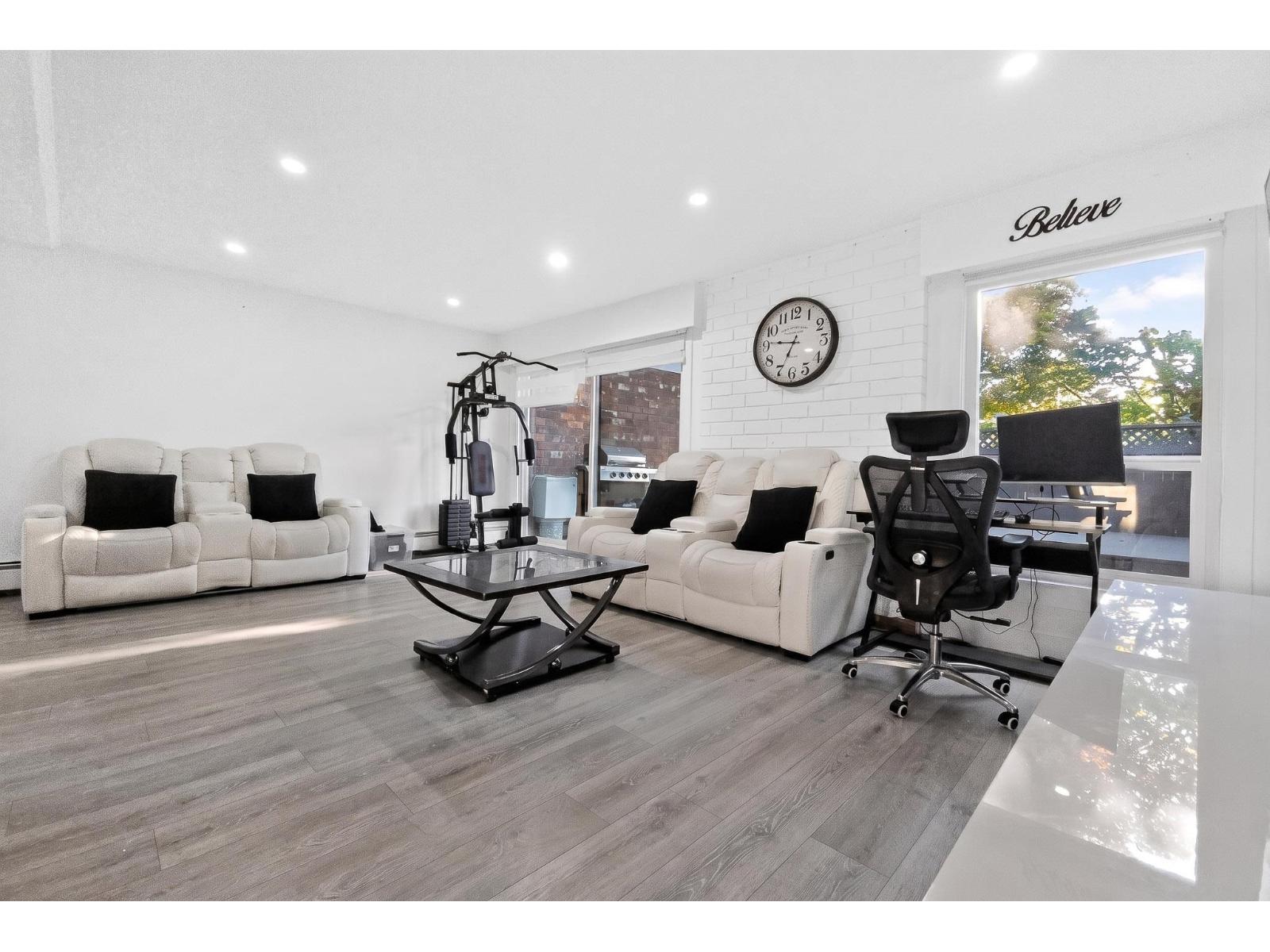 211 13931 74 AVENUE