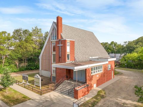 9630 74 Avenue Edmonton AB T6E1E6