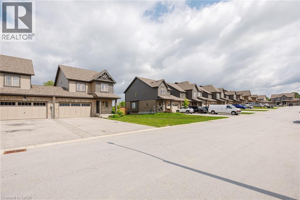 142 STONEBROOK Way