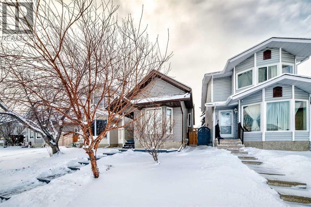 219 Sandstone Drive NW