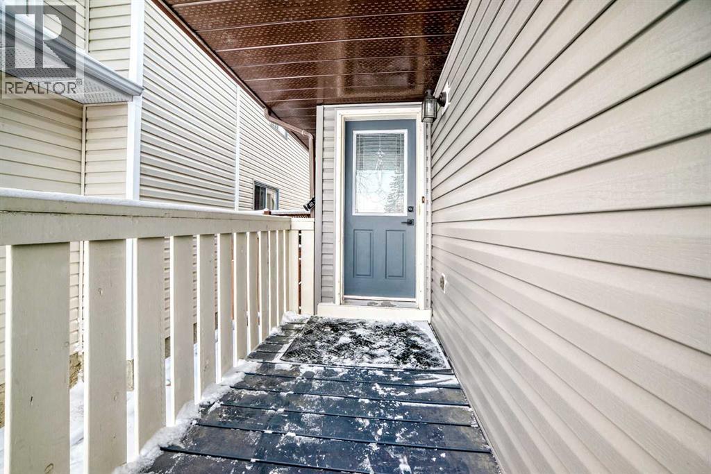 219 Sandstone Drive NW