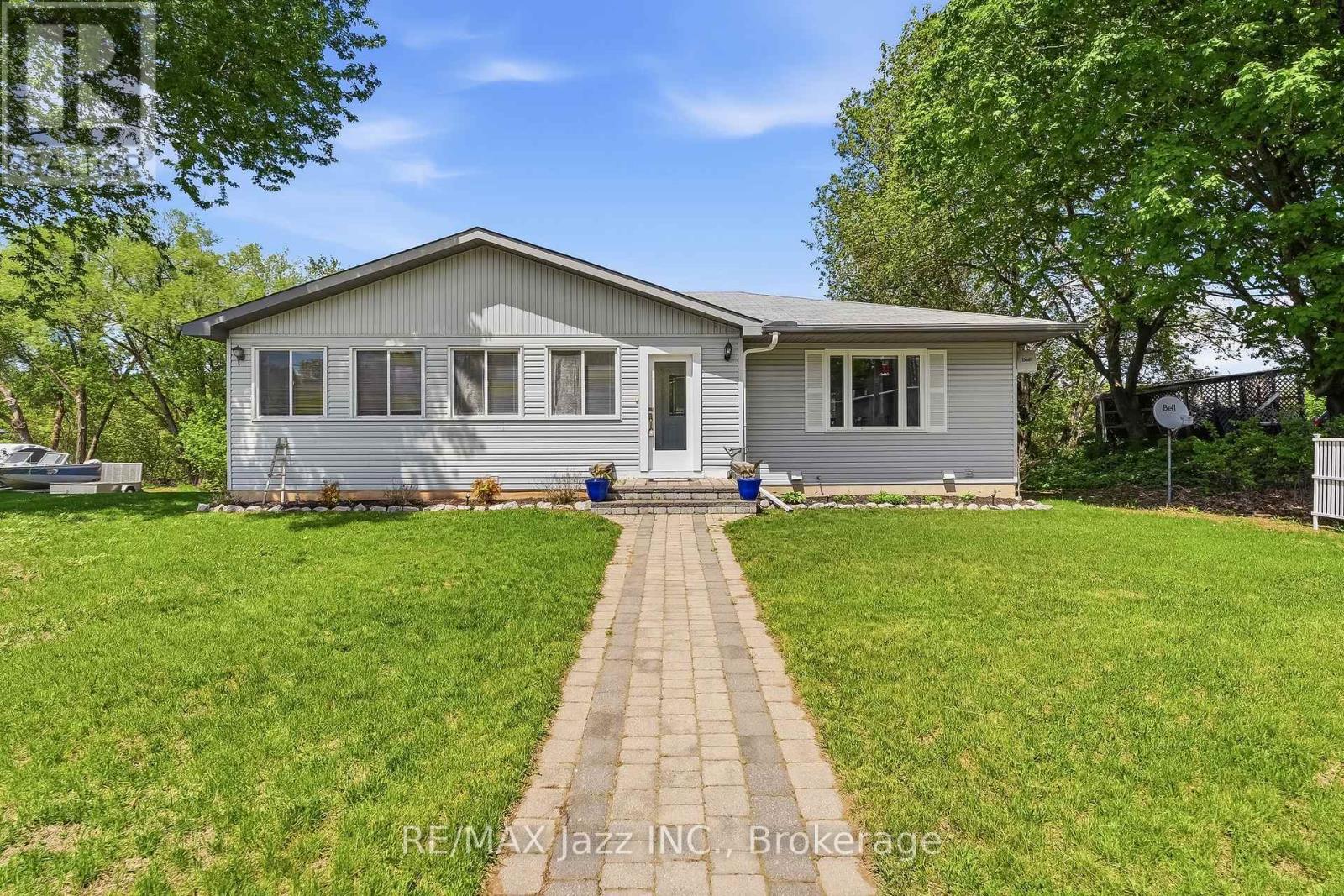 Photo 1 of 40 — 5492 HWY 620, Wollaston, ON K0L1P0