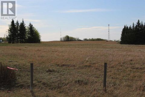 22 Glenview Road Rural Rocky View County AB T4C1A2