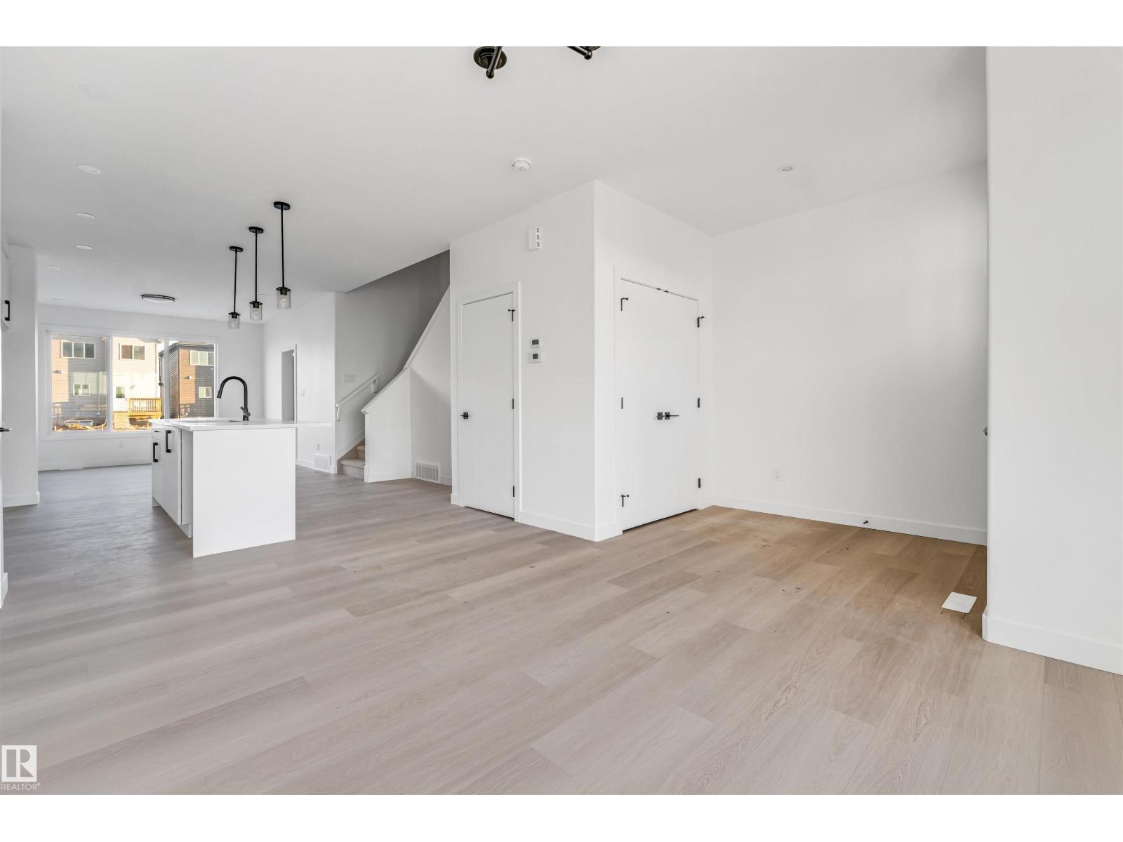 536 Ashgrove Circle