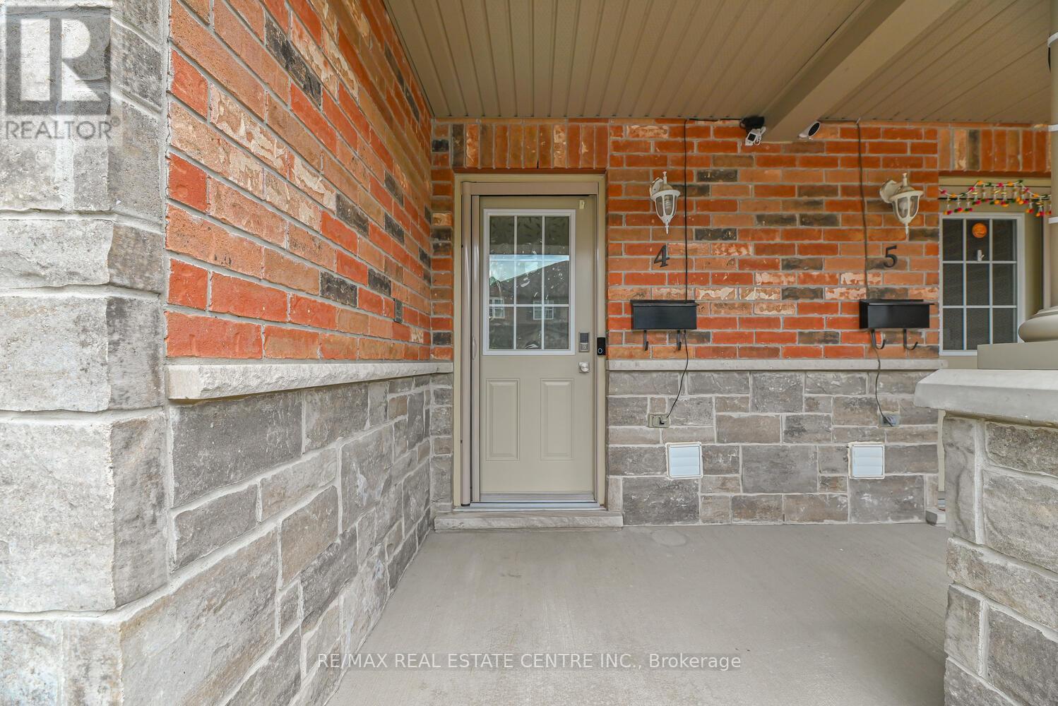 4 - 535 MARGARET STREET