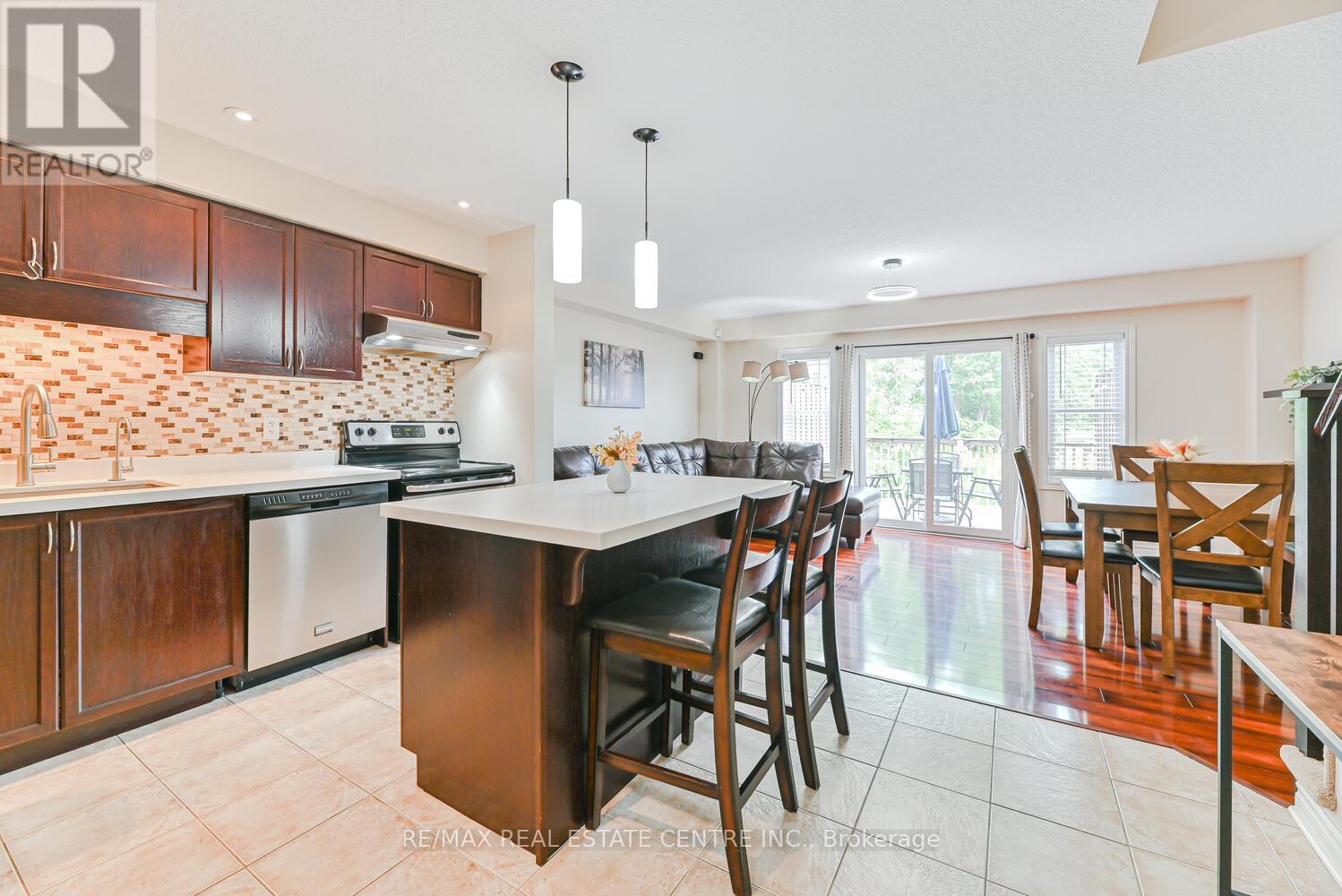 4 - 535 MARGARET STREET