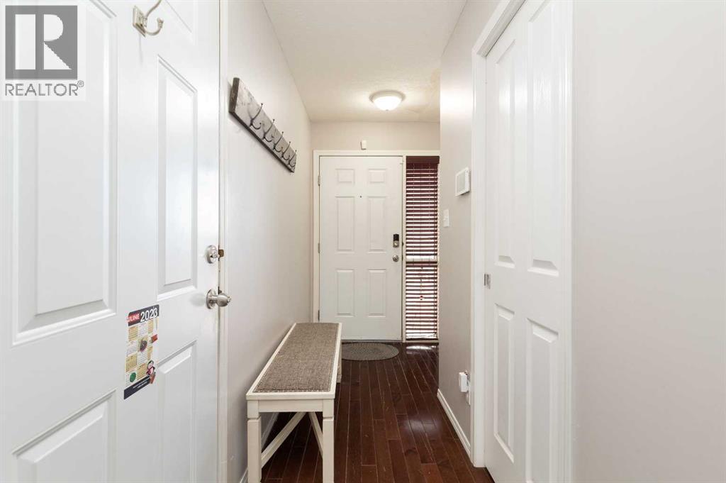 10, 545 Highlands Boulevard W