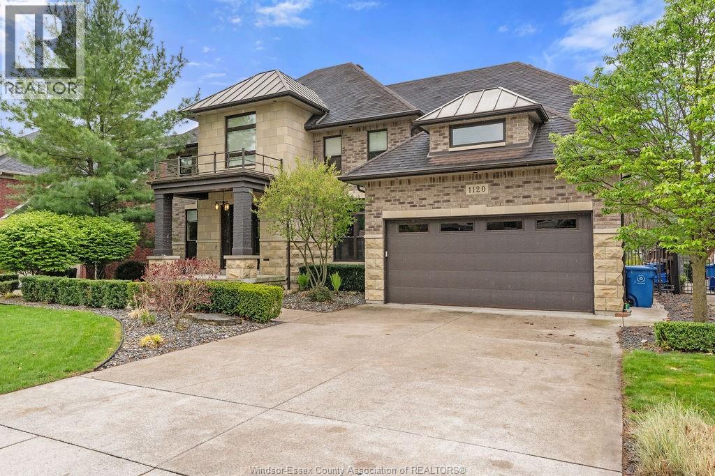 1120 Deerview