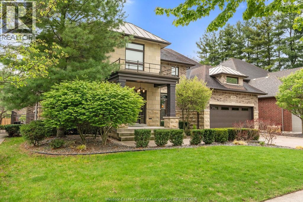 1120 Deerview