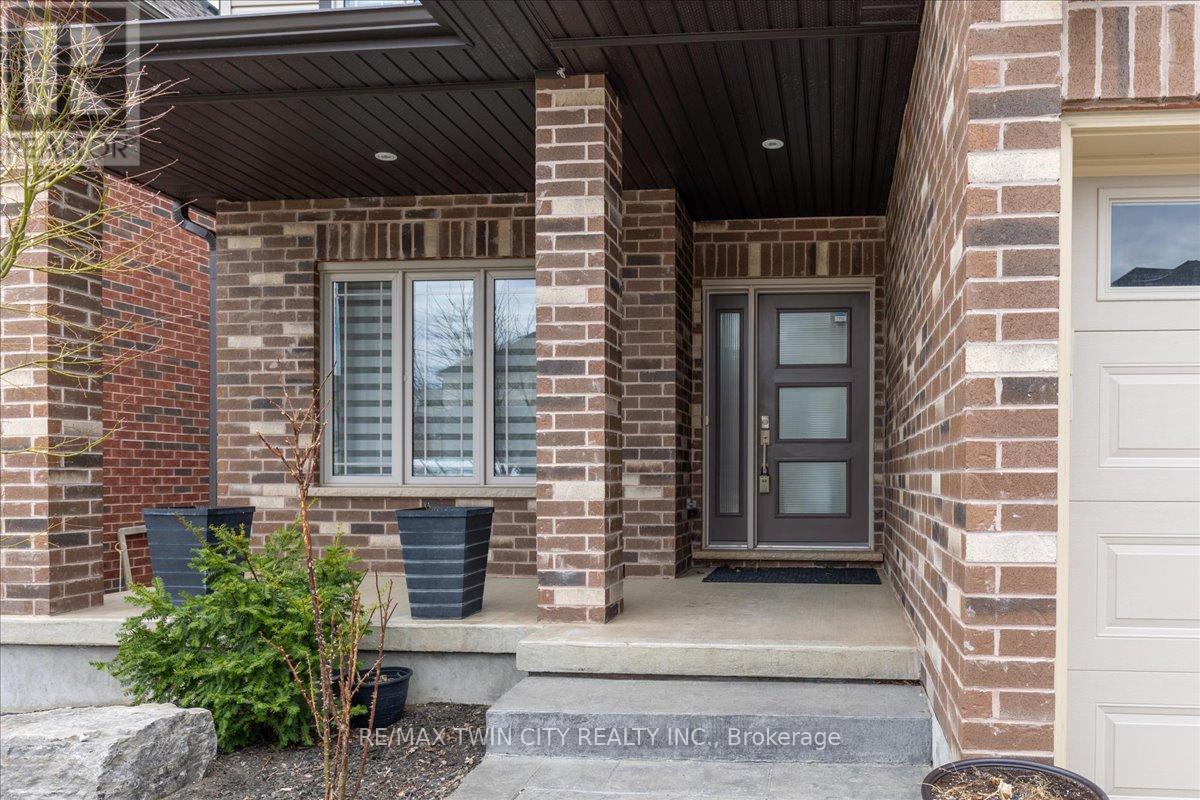 68 VALLEYSCAPE DRIVE