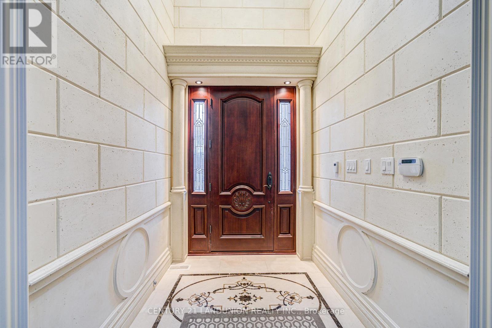 26 ALAI CIRCLE
