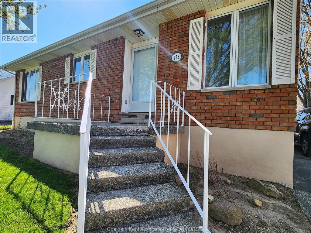 175 Wellington STREET