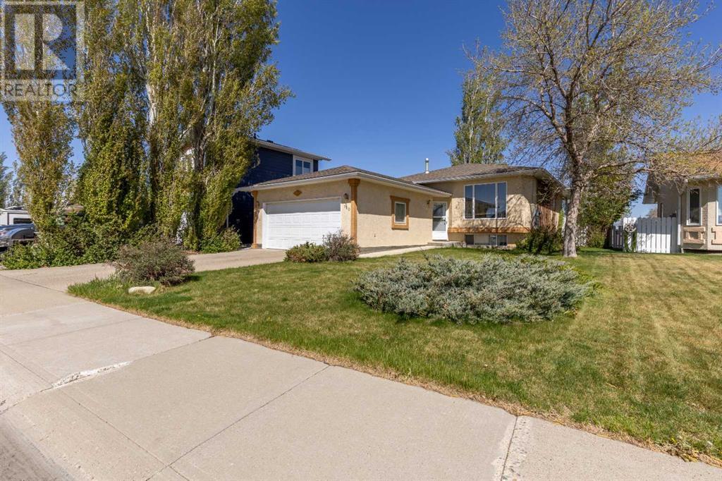 180 Mt Rundle Road W