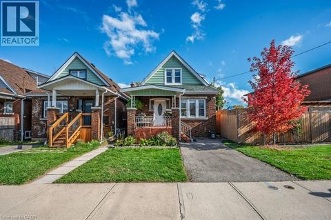 128 CROSTHWAITE Avenue N Hamilton ON L8H4V5