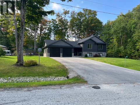 52 BIRCH STREET South Bruce Peninsula ON N0H2G0
