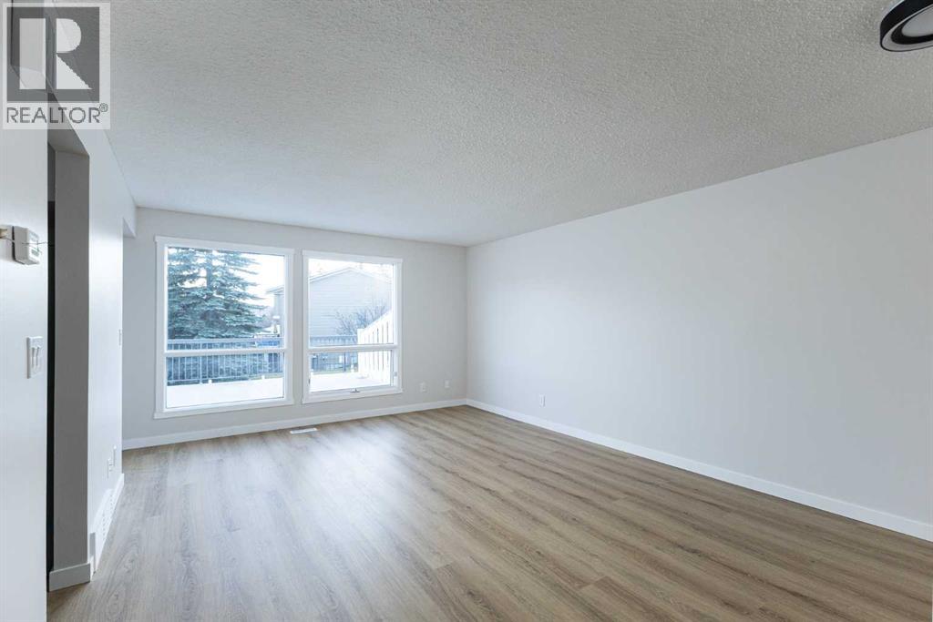 39, 116 Silver Crest Drive NW