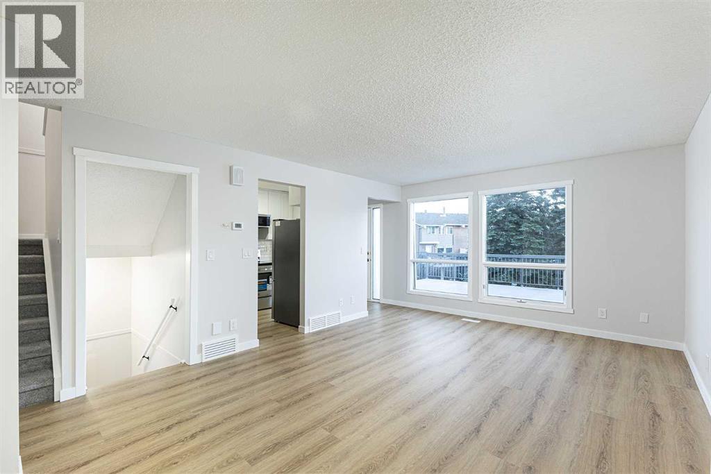 39, 116 Silver Crest Drive NW