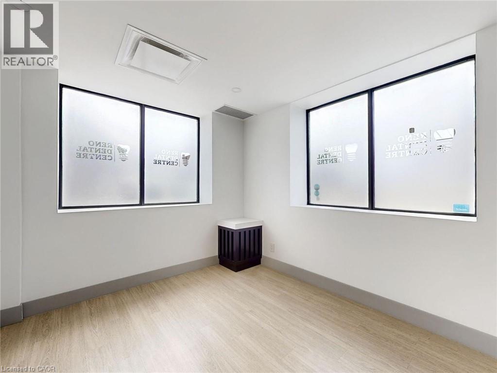 612 UPPER JAMES Street