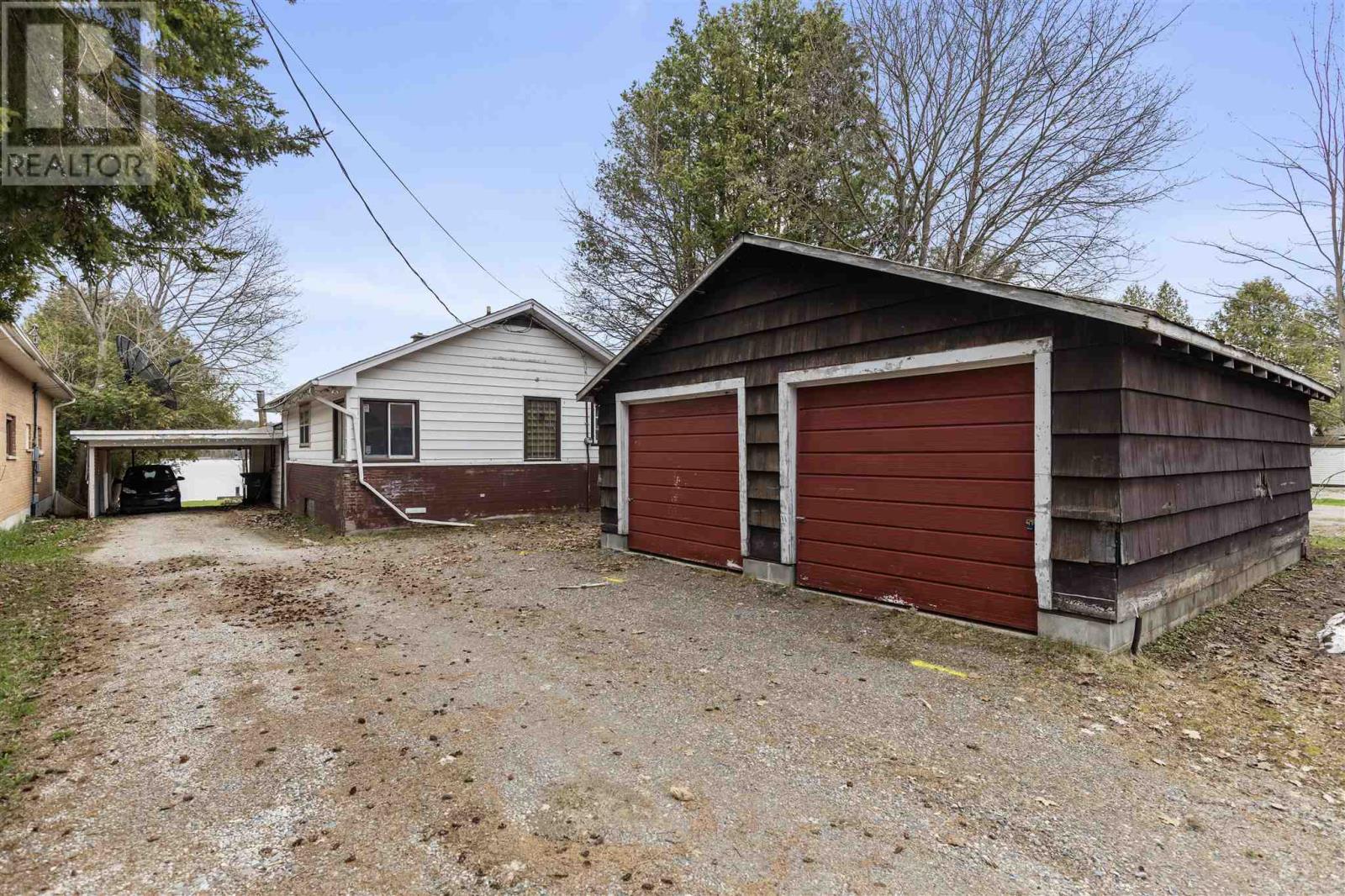 327 River RD
