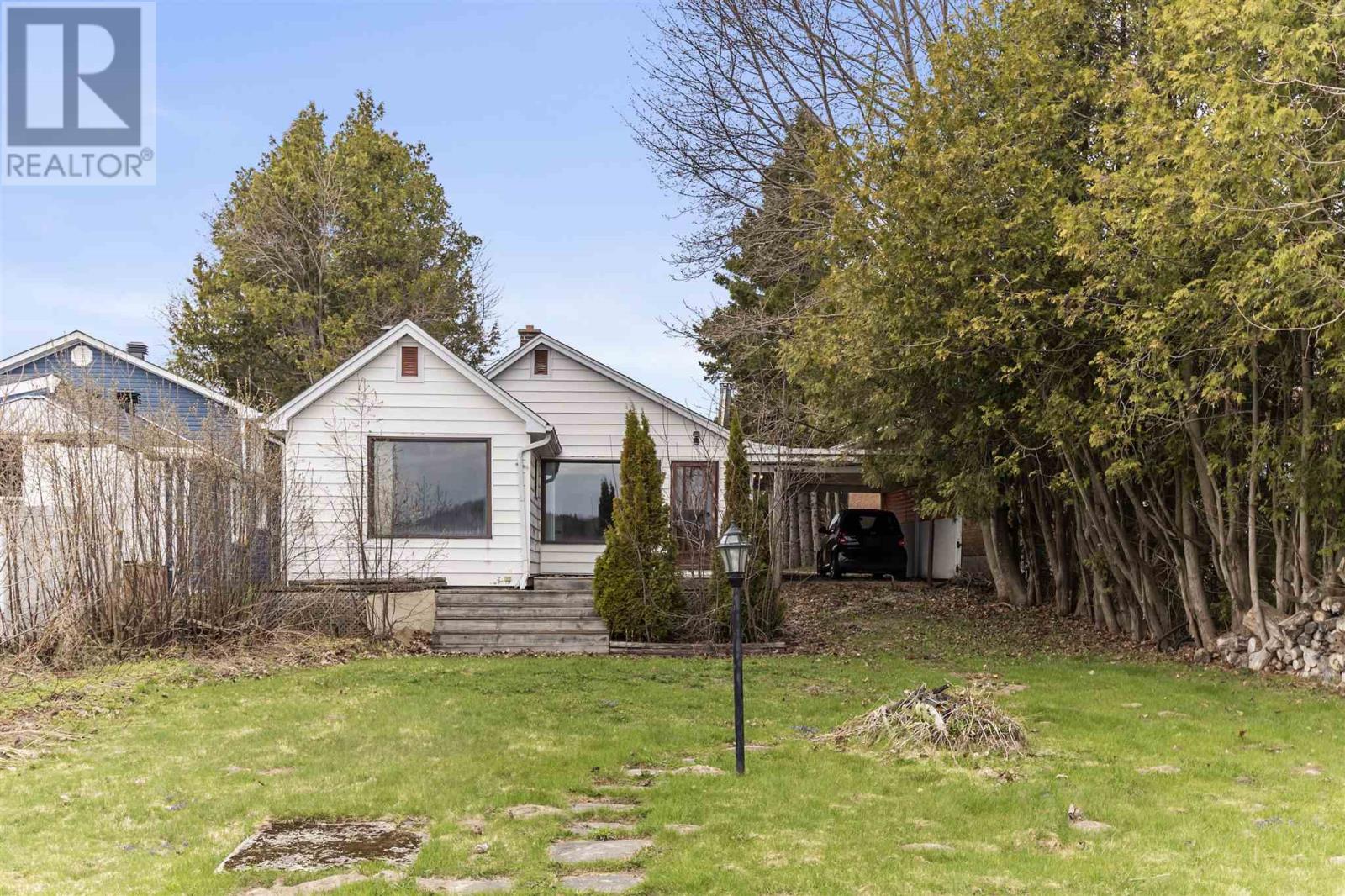 327 River RD