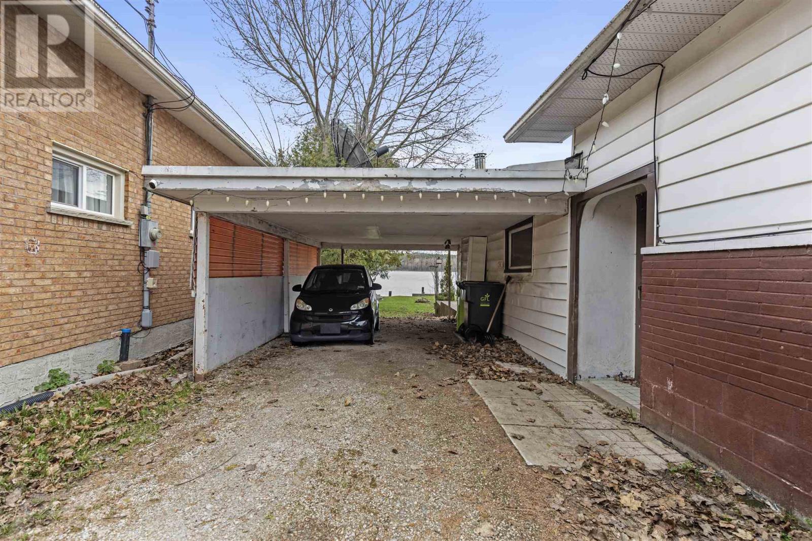 327 River RD