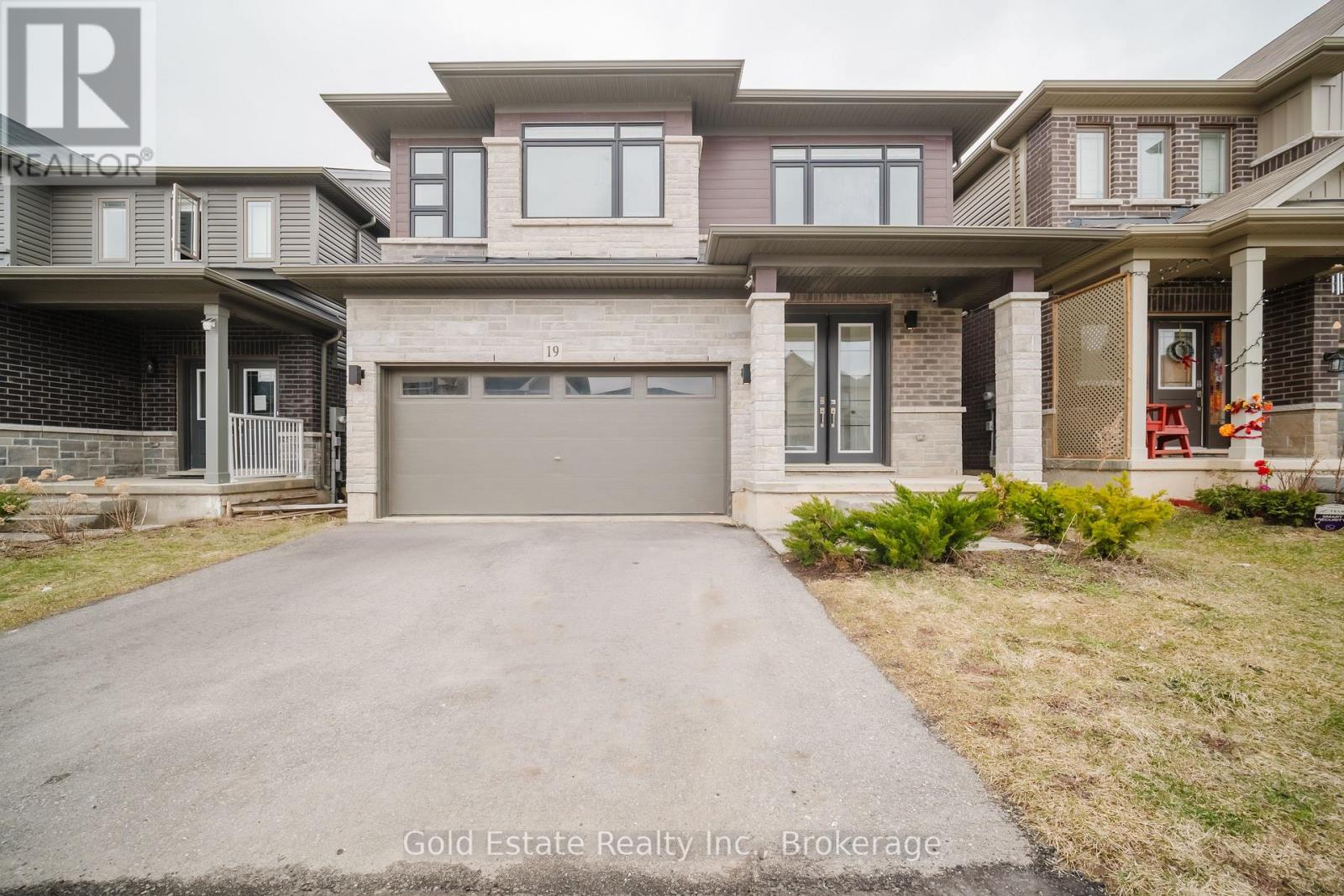 19 MCLAREN AVENUE