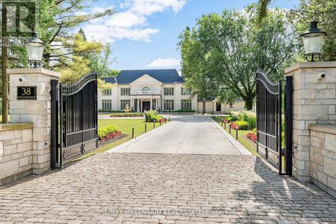 38 PARK LANE CIRCLE Toronto (Bridle Path-Sunnybrook-York Mills) ON M3C2N2