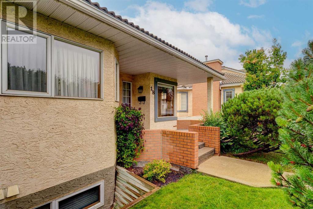 18 Richelieu Court SW