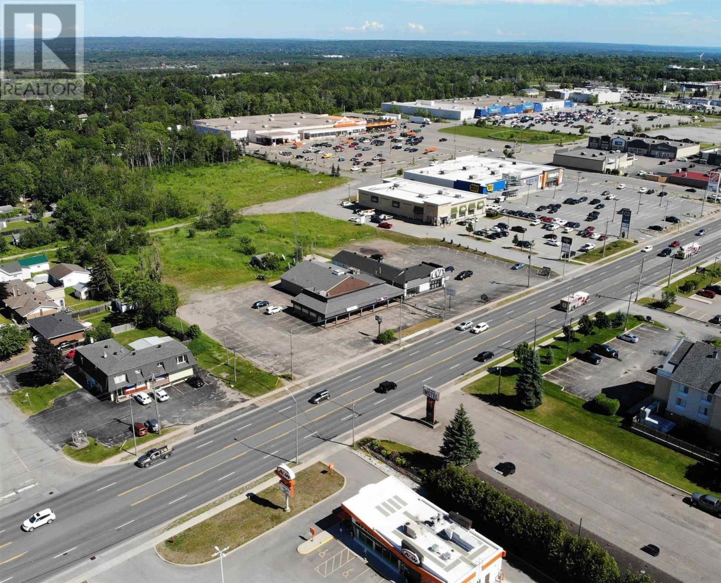 Homes for Sale Sault Ste. Marie 642 Great Northern RD