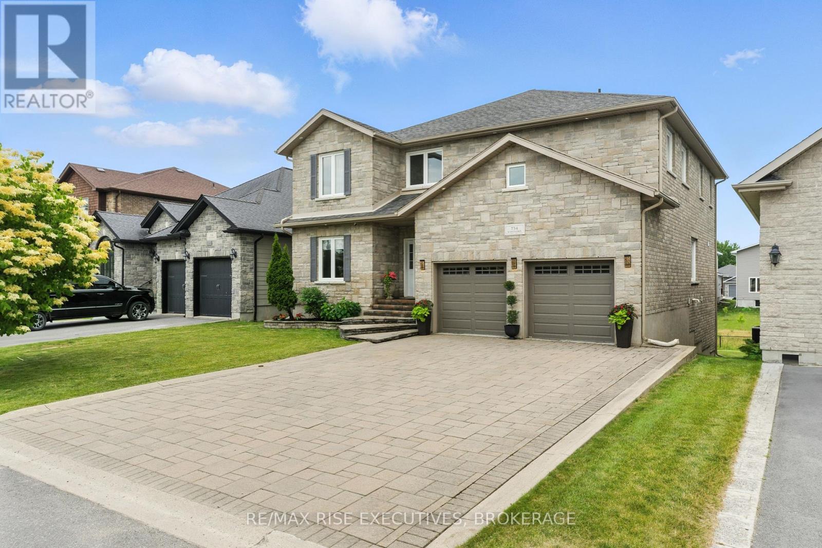 734 KANANASKIS DRIVE