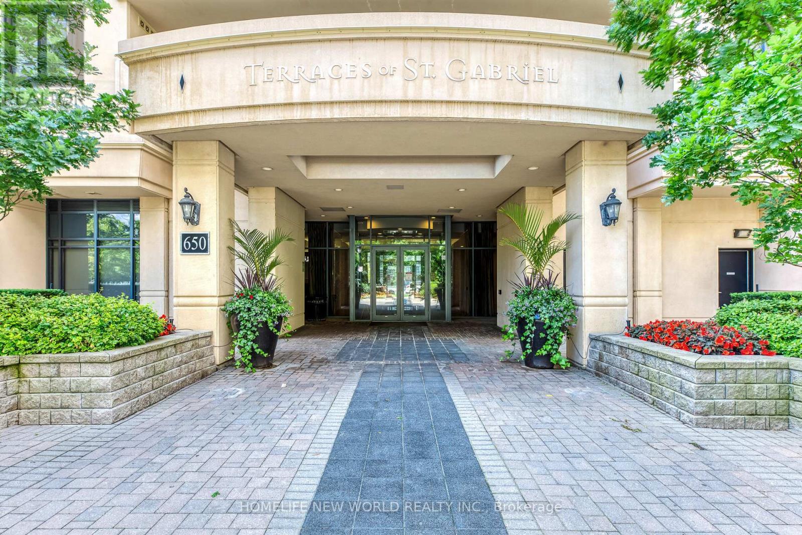 531 - 650 SHEPPARD AVENUE E