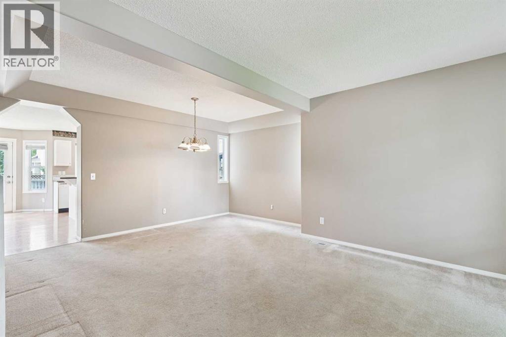 36 Valley Stream Close NW