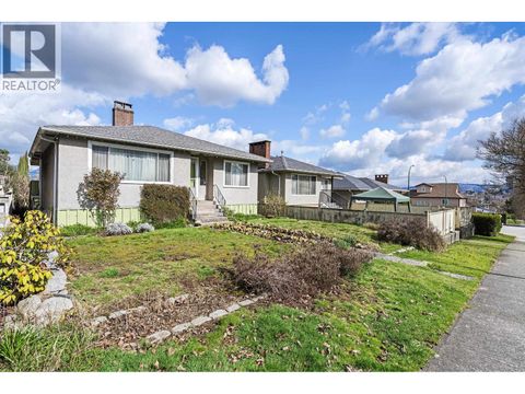 3281 E 2ND AVENUE Vancouver BC V5M1G2