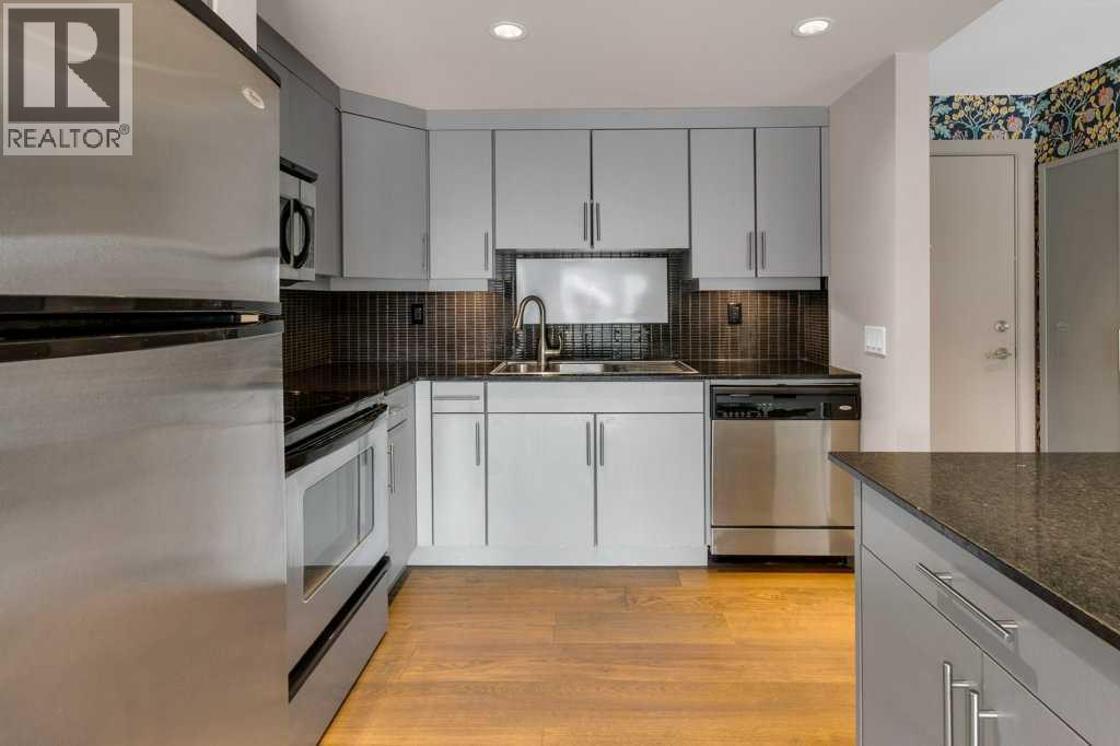 201, 410 1 Avenue NE