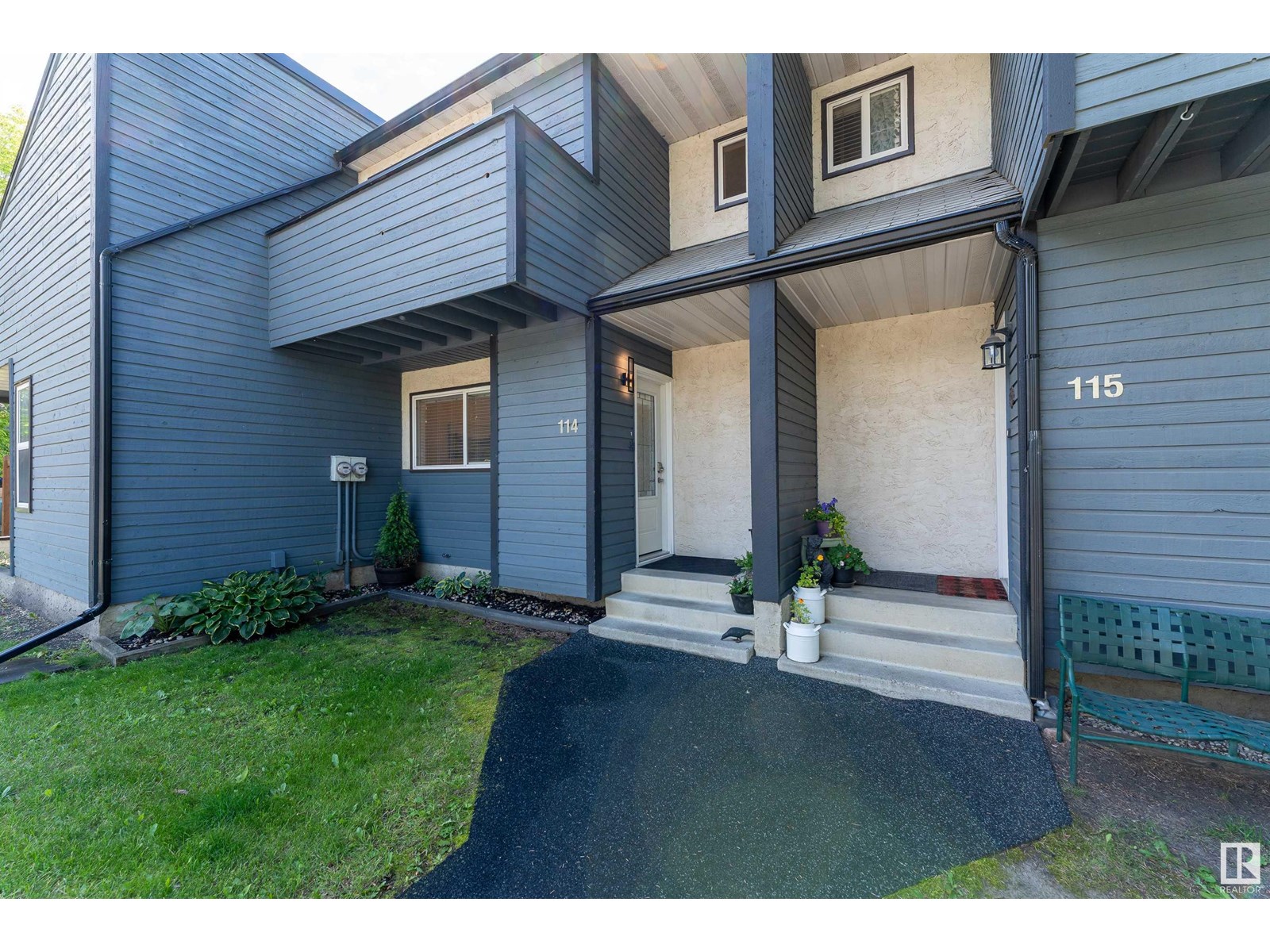 #114 81 GRANDIN RD